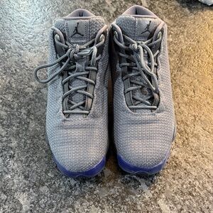 Jordan Horizons Grey/Concord
